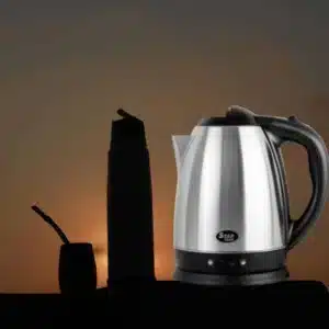 Pava Eléctrica Stark Trak con corte mate/café Acero Inox 1,8lts 1500w